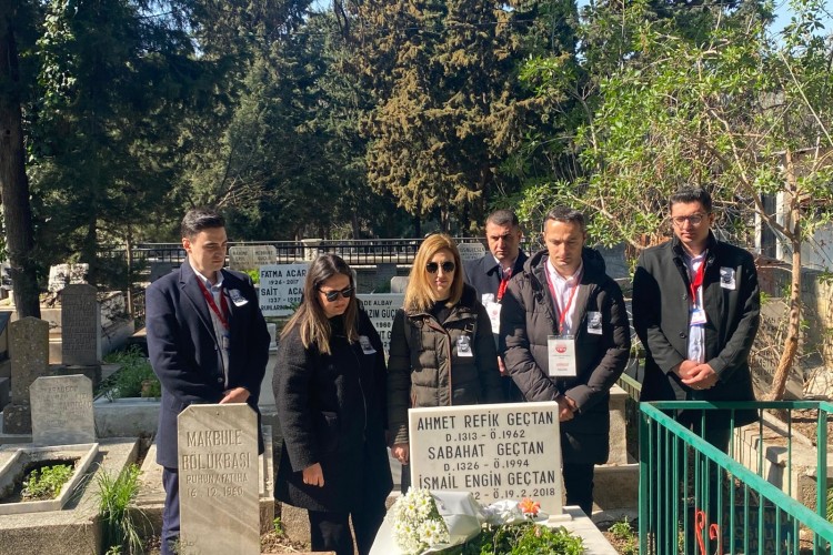 Türk Eğitim Vakfı, Türk Psikiyatri Profesörü Engin Geçtan'ı Kabri Başında Andı