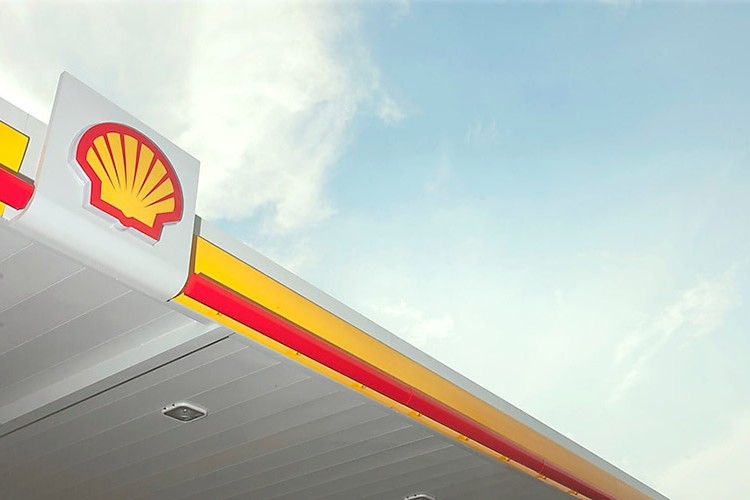 Shell Rusya'dan petrol alımını durduruyor