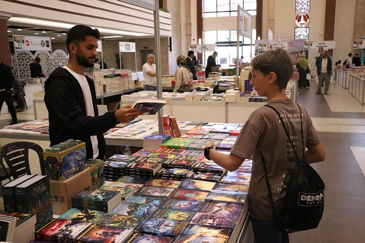 Gaziantep'te 9. Kitap Fuarı başladı