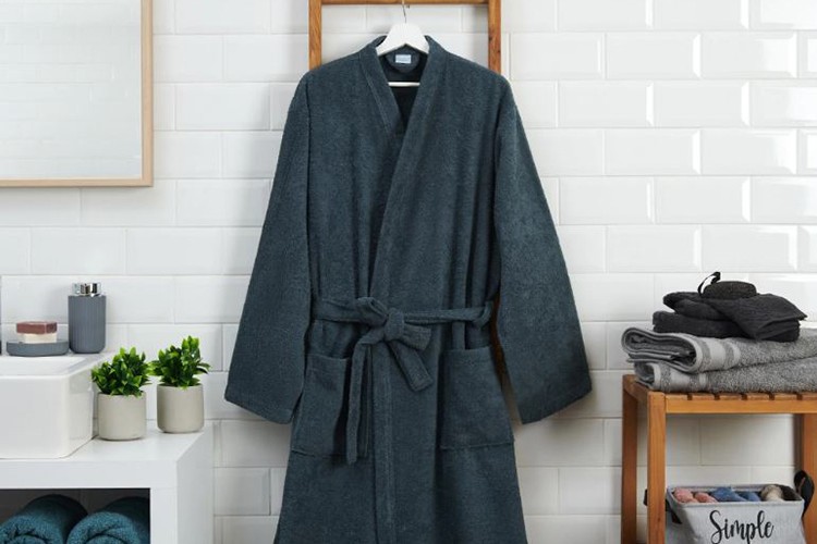 Evinizin kahramanı babaları unutmayın