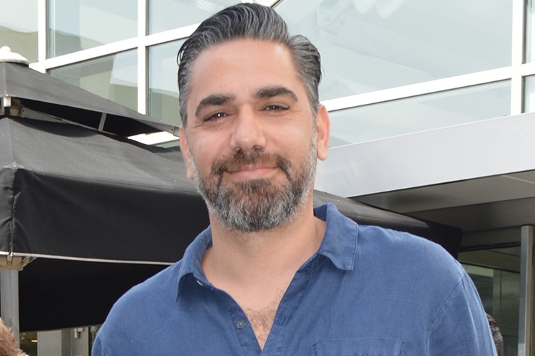 Kadir Doğulu hem iş hem alışveriş peşinde