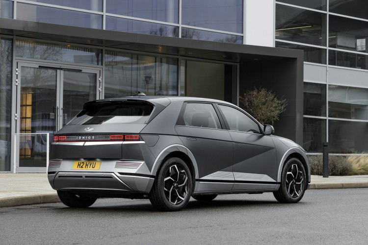 Hyundai IONIQ 5 Advance'i Türkiye'de Satışa Sundu