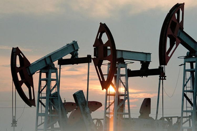 Petrolün fiyatı yüzde 0.49 azaldı