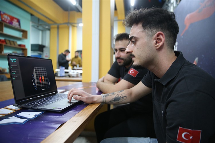 Öğrencilerin projeleri savunma envanterine hazırlanıyor