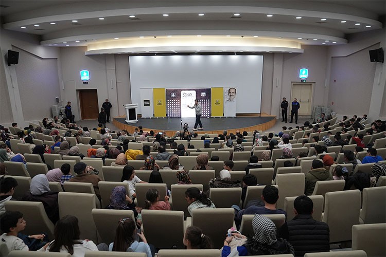 Konya Büyükşehir'in ilçe konferansları bu yıl da dolu dolu