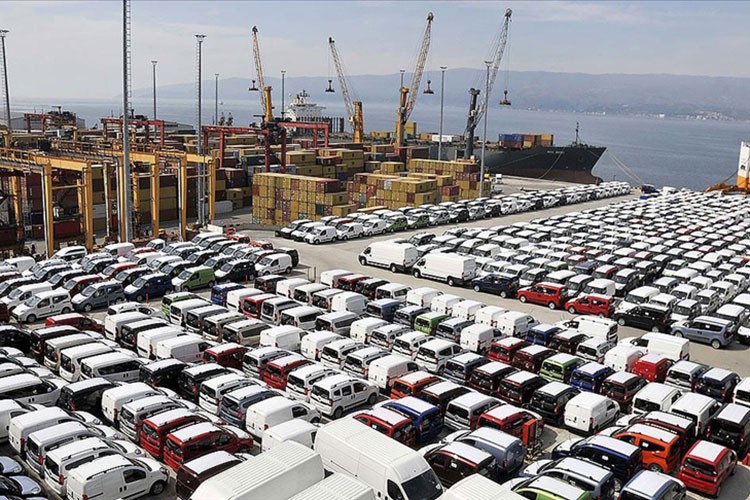 Otomotiv endüstrisi en fazla ihracat yapan sektör oldu