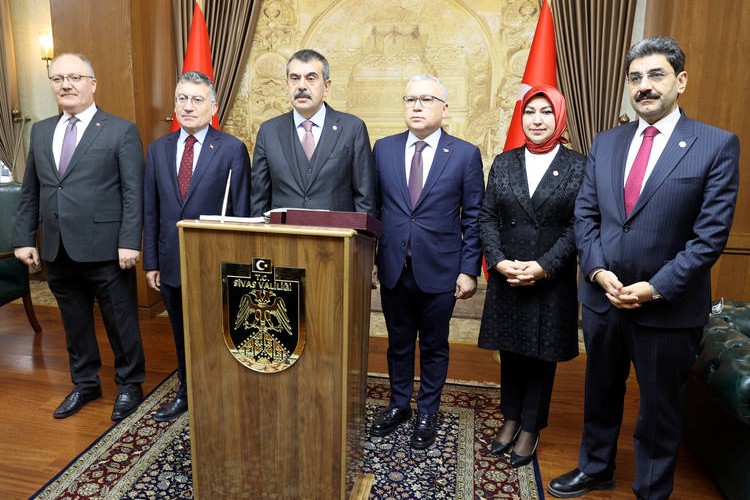 Eğitim sürecinin niteliği artırılmalı