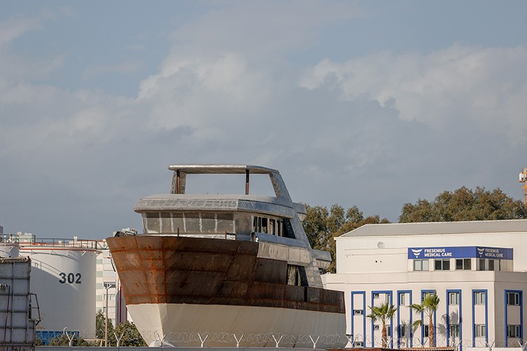 Antalya'da geçen yıl 35 lüks yat denize indirildi