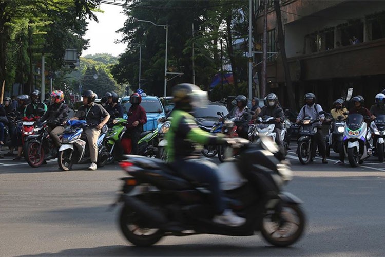 Motosiklet sayısı 5 ilde otomobili geride bıraktı