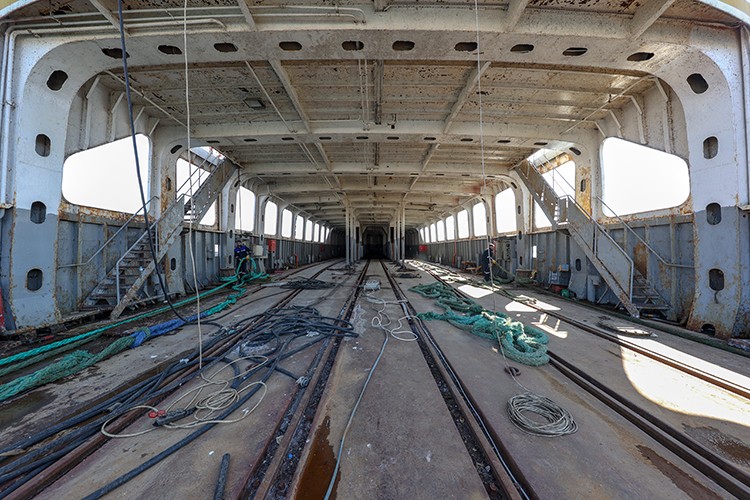 Atıl feribot, 'yüzen otel' oluyor