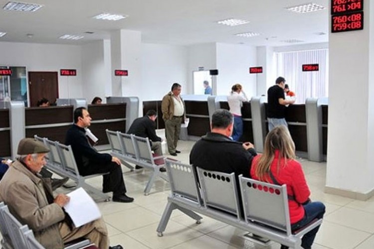 Bankaların mevduatı azaldı