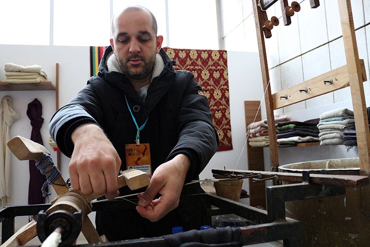 Sanatla ihracata dönüştürdü