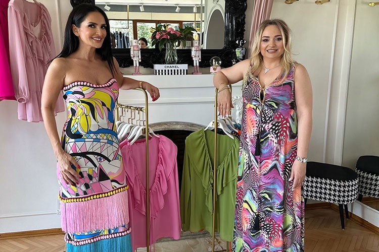 Rengarenk Anneler Günü daveti