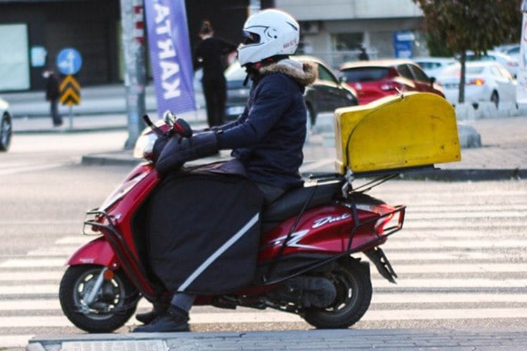 Kurye sektörü hafif ticari araç ve motosiklet pazarına olumlu yansıdı