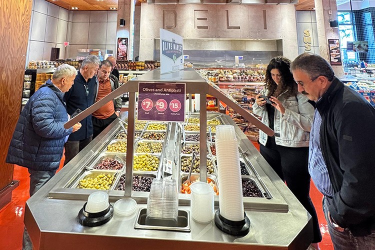 Türk zeytin ve zeytinyağı sektörü Kanada'yı radarına aldı