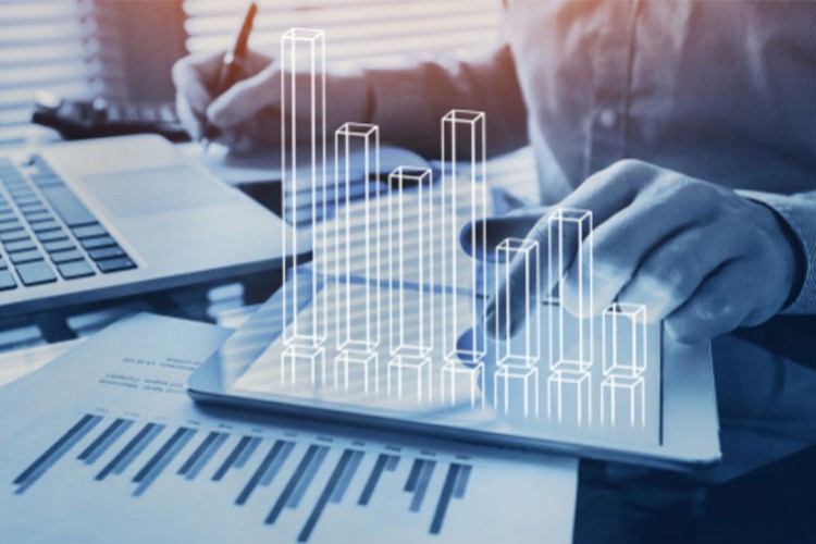 En yüksek kazanç finans ve sigorta sektöründe