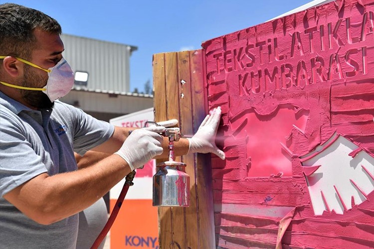 Mobil atık kumbaralarının üretimi için atölye kuruldu