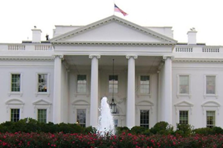 ABD, Donetsk ve Luhansk'la ticareti yasakladı