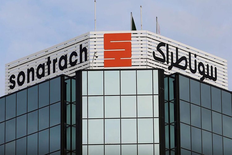 Cezayir enerjiden 10 milyar dolardan fazla kar etti