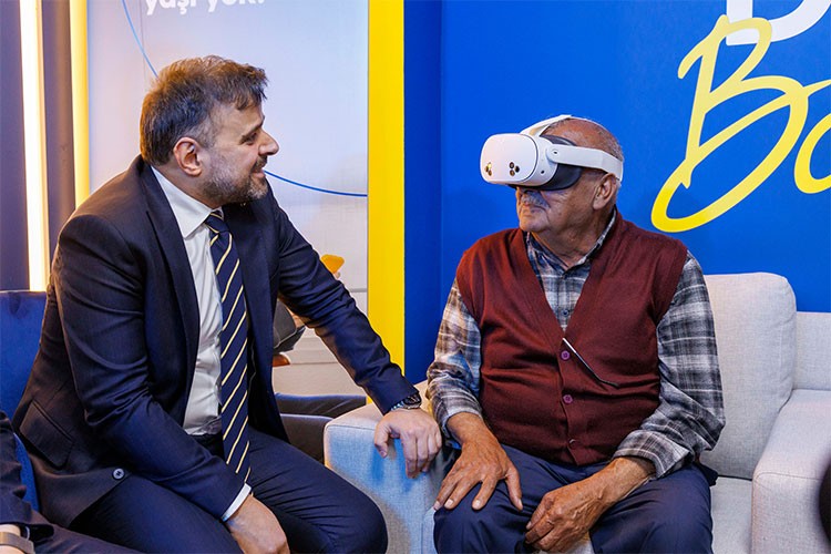 Huzurevlerinde teknoloji odaları açmaya devam ediyor