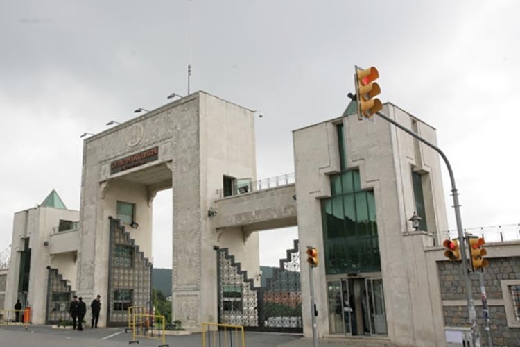 Akademisyen alınacak