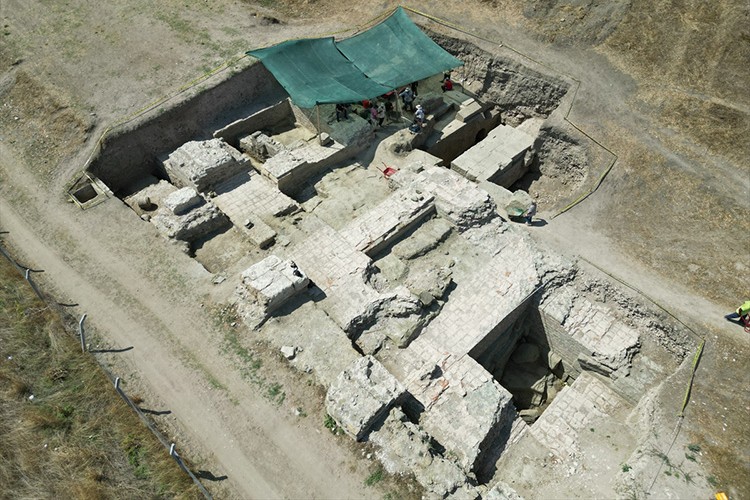 Perinthos Antik Kenti'ndeki tiyatro gün yüzüne çıkarılıyor