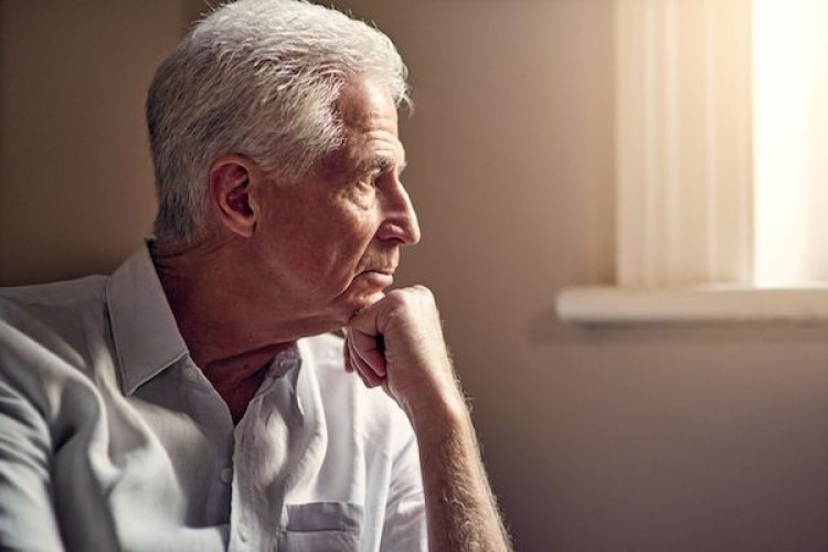 Alzheimer başlangıcı depresyonla karıştırılıyor
