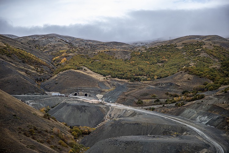 Kop Tüneli'ndeki kazı çalışmalarının yüzde 62'si tamamlandı