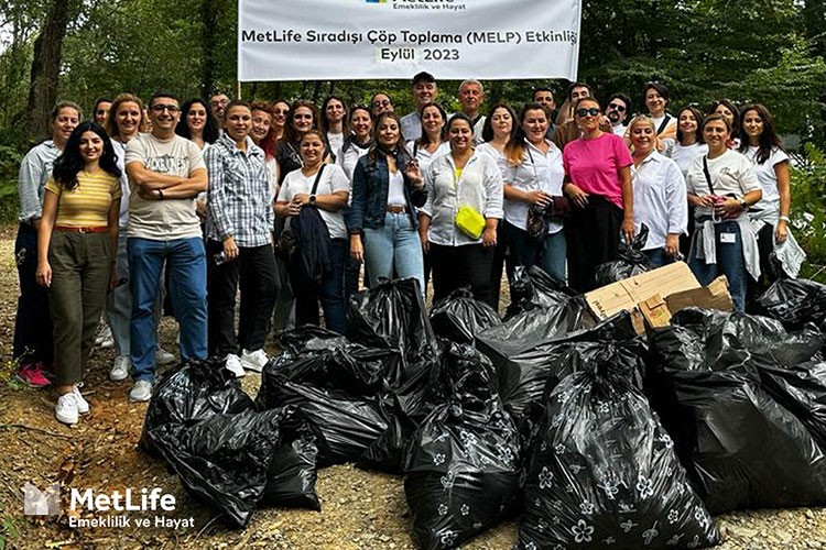 MetLife çalışanları, gönüllü çevre temizliğine devam ediyor
