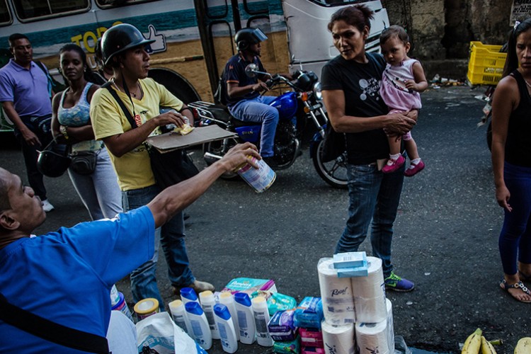 Venezuela ekonomisi yüzde 7,6 büyüdü