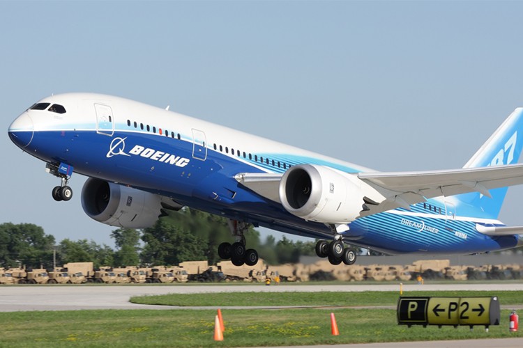 "Boeing 787" tipi uçaklarda inceleme başlatıldı