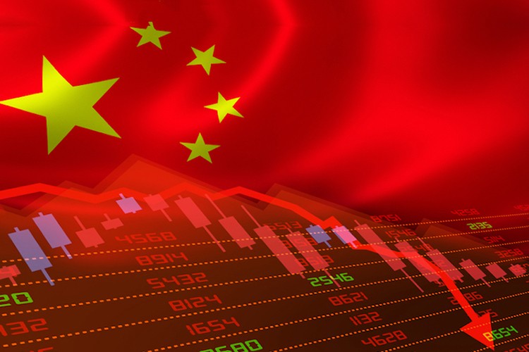 Deflasyon Çin ekonomisine pranga olmaya devam ediyor