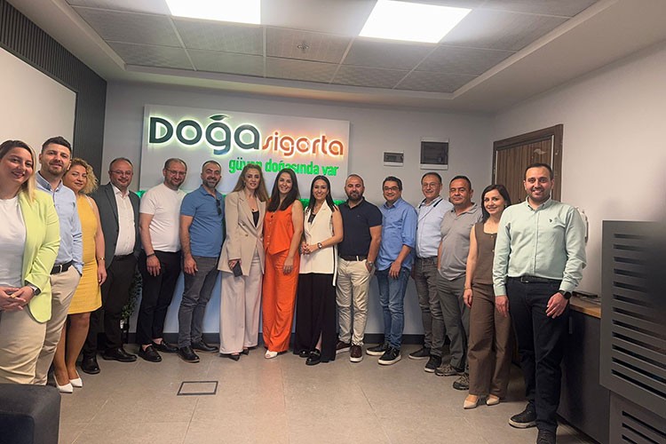 Fikir alışverişi başarıya dönüşüyor