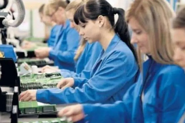 Ücretli çalışan sayısı ekimde yüzde 1 arttı