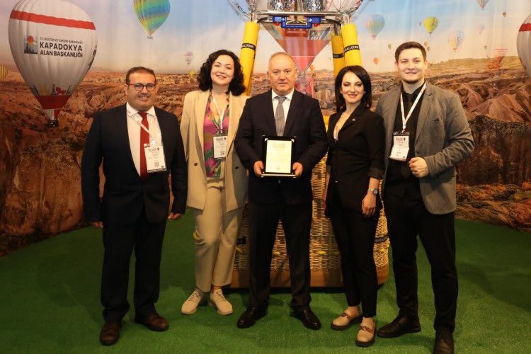 EMİTT'TE KAPADOKYA RÜZGARI ESİYOR