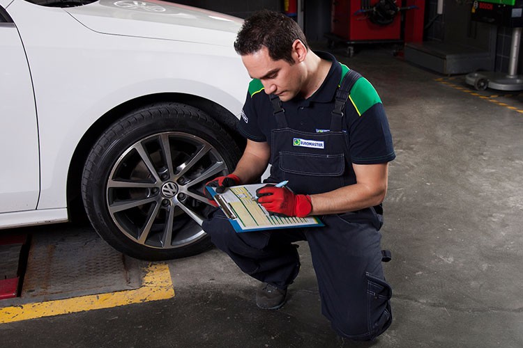 Euromaster Periyodik Bakım Hizmetleri Servislet'te