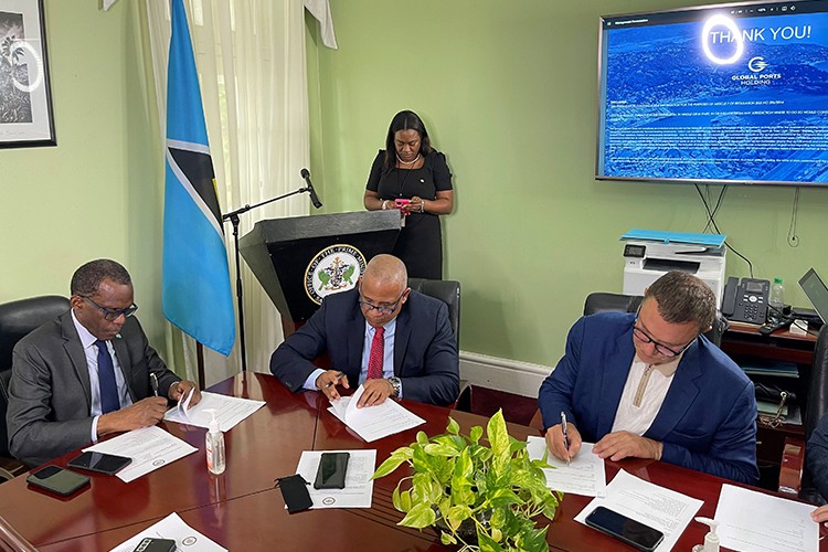 Karayipler'de dördüncü limanını portföyüne ekleyecek