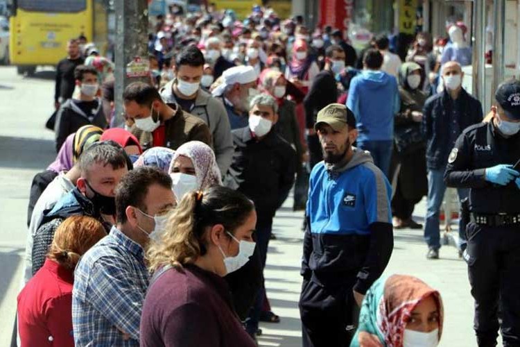 İşsizlik yüzde 0.5 azaldı