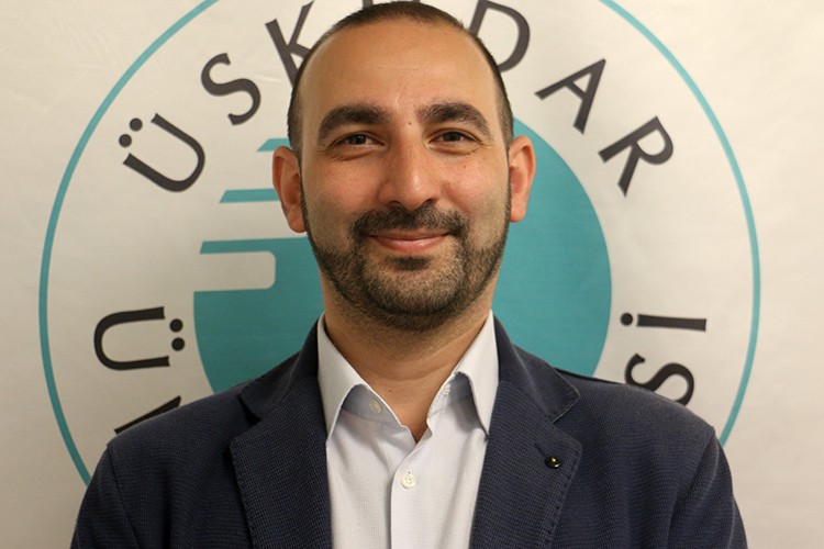 Reklamlar büyülü bir dünya vaat ediyor