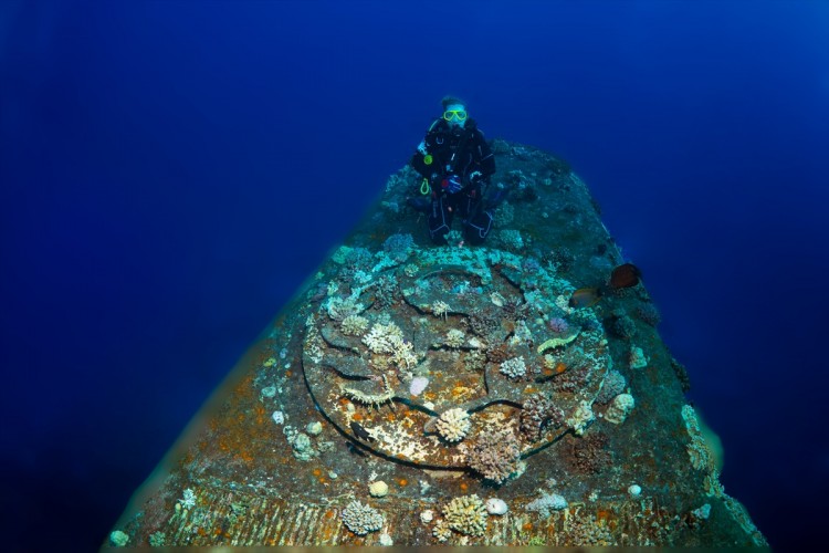 Salem Express feribotu su altında görüntülendi