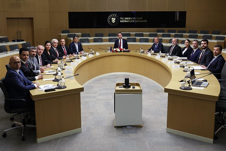 Bakan Bayraktar, İstanbul Maden İhracatçılarıyla buluştu