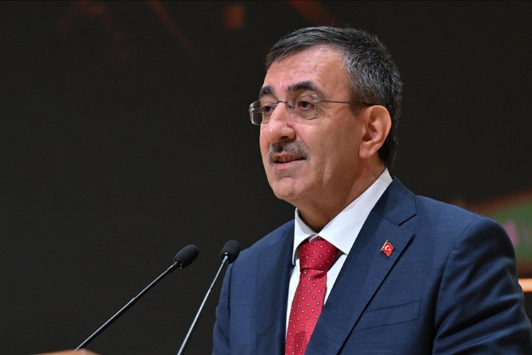 "Dezenflasyon sürecinin kesintisiz devam etmesini bekliyoruz"