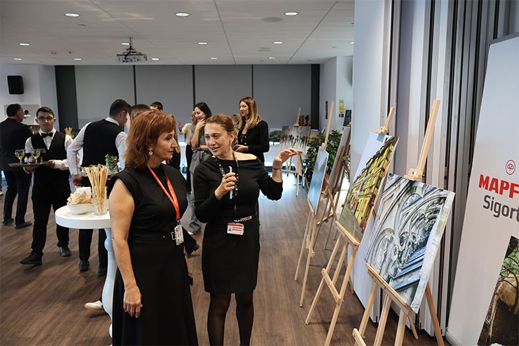 MAPFRE Sigorta'dan Sanatla İyiliği Buluşturan Sergi