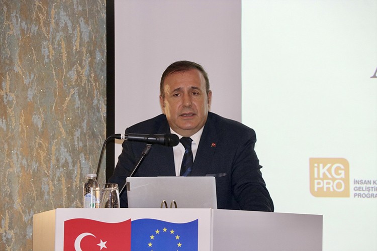 Trabzon'da genç istihdamına yönelik proje tanıtıldı