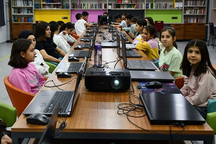 Batman TÜGVA İcathane'de yeni dönem eğitimleri başladı