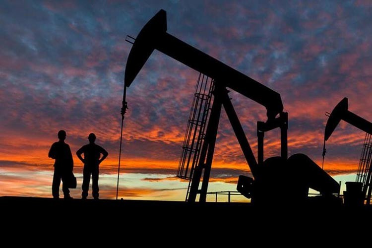 Küresel petrol piyasası İran petrolünü bekliyor