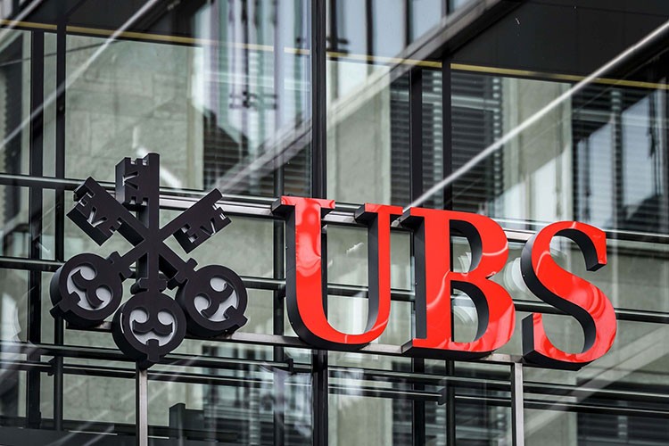 UBS, tek seferlik rekor kar açıkladı