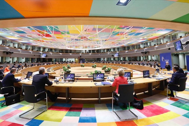 Liderler zirvesi tekrar uzatıldı