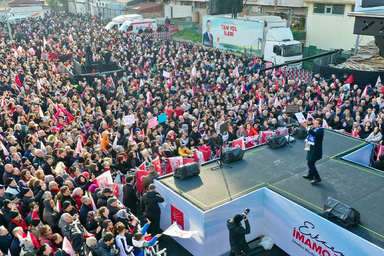 Bayrampaşa'da halkla buluştu