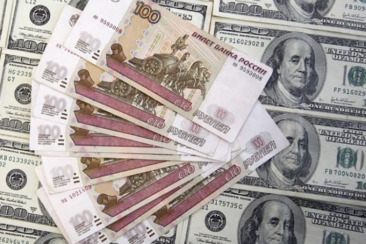 Rusya ihracatçıların döviz satma zorunluluğunu azalttı